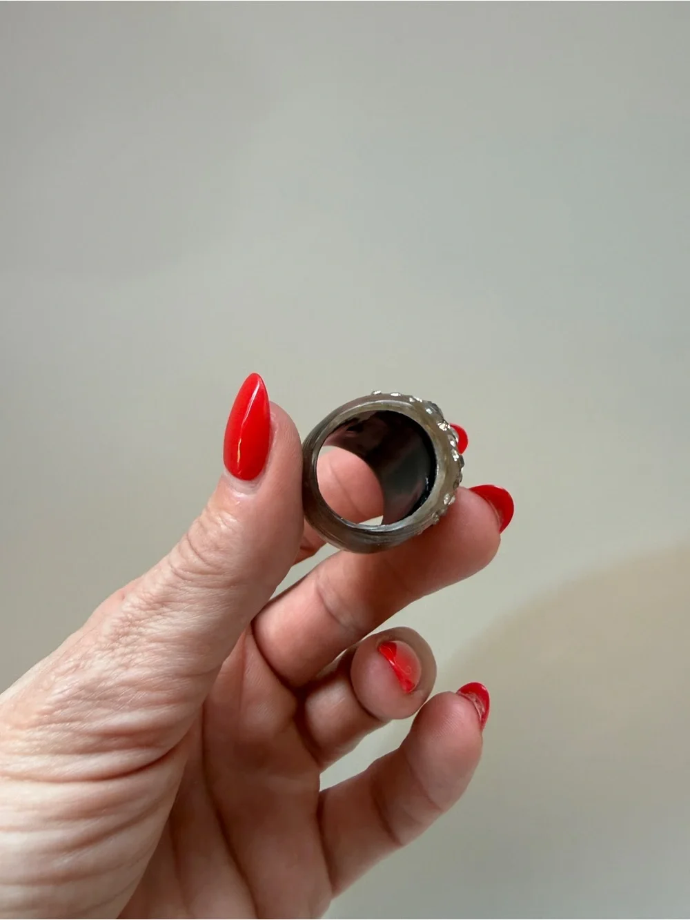 Alexis Bittar crystal statement cocktail ring - Picture 7 of 9